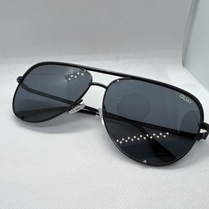 QUAY Australia High Key Polarized Sunglasses with Case & Cloth